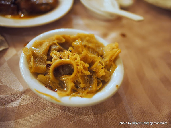 通豪大飯店-珍寶樓：【食記】台中北區-Plaza International Hotel 通豪大飯店珍寶樓中餐廳港式飲茶吃到飽 : 古箏Live超享受,一個人也能勇點23道…XD