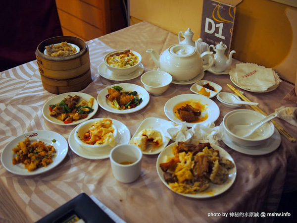 通豪大飯店-珍寶樓：【食記】台中北區-Plaza International Hotel 通豪大飯店珍寶樓中餐廳港式飲茶吃到飽 : 古箏Live超享受,一個人也能勇點23道…XD