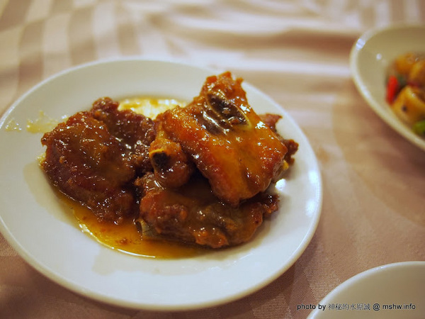 通豪大飯店-珍寶樓：【食記】台中北區-Plaza International Hotel 通豪大飯店珍寶樓中餐廳港式飲茶吃到飽 : 古箏Live超享受,一個人也能勇點23道…XD