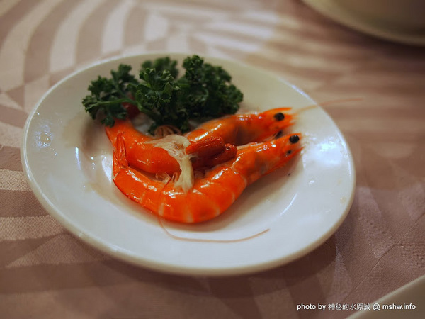 通豪大飯店-珍寶樓：【食記】台中北區-Plaza International Hotel 通豪大飯店珍寶樓中餐廳港式飲茶吃到飽 : 古箏Live超享受,一個人也能勇點23道…XD