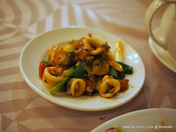 通豪大飯店-珍寶樓：【食記】台中北區-Plaza International Hotel 通豪大飯店珍寶樓中餐廳港式飲茶吃到飽 : 古箏Live超享受,一個人也能勇點23道…XD