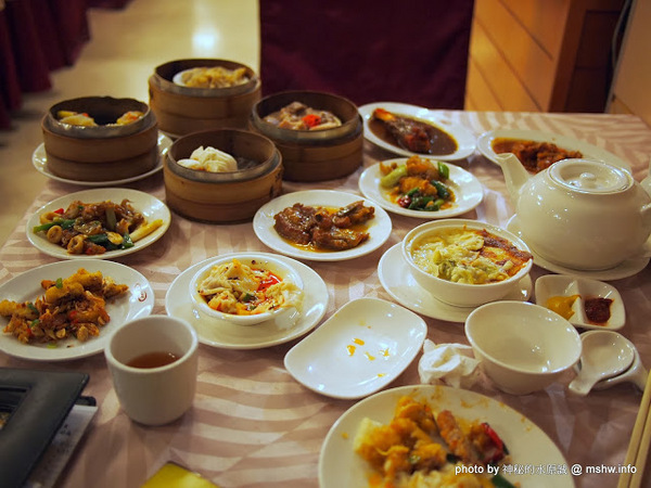 通豪大飯店-珍寶樓：【食記】台中北區-Plaza International Hotel 通豪大飯店珍寶樓中餐廳港式飲茶吃到飽 : 古箏Live超享受,一個人也能勇點23道…XD