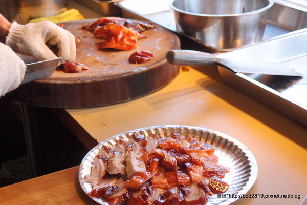 九合脆皮烤鴨:<口碑券>【台中北區】九合脆皮烤鴨-皮脆肉嫩又多汁,忍不住一片接一片!毛豆超夠味