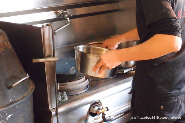 九合脆皮烤鴨:<口碑券>【台中北區】九合脆皮烤鴨-皮脆肉嫩又多汁,忍不住一片接一片!毛豆超夠味