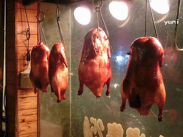 九合脆皮烤鴨: 【口碑券§第77彈】台中北區隱藏美食~秋冬吃烤鴨最對味!皮酥肉嫩的脆皮烤鴨@九合脆皮烤鴨