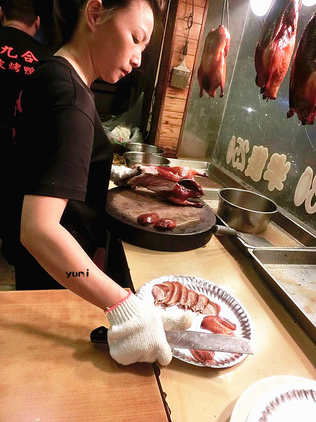 九合脆皮烤鴨: 【口碑券§第77彈】台中北區隱藏美食~秋冬吃烤鴨最對味!皮酥肉嫩的脆皮烤鴨@九合脆皮烤鴨