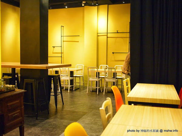 LOPHIL'S菲淇士義式廚房：【食記】台中LOPHIL’S PASTA菲淇士義式廚房@北區一中街商圈 : 非歧視,低消是你的寶貴時間!平價高水準,Q彈實在的義大利麵