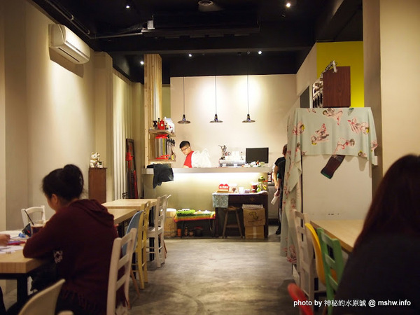 LOPHIL'S菲淇士義式廚房：【食記】台中LOPHIL’S PASTA菲淇士義式廚房@北區一中街商圈 : 非歧視,低消是你的寶貴時間!平價高水準,Q彈實在的義大利麵