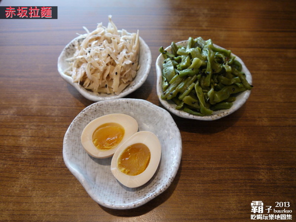 赤坂拉麵(崇德店)：吃完超有罪惡感的「肋排拉麵」，「赤坂拉麵」(崇德店)