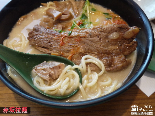 赤坂拉麵(崇德店)：吃完超有罪惡感的「肋排拉麵」，「赤坂拉麵」(崇德店)