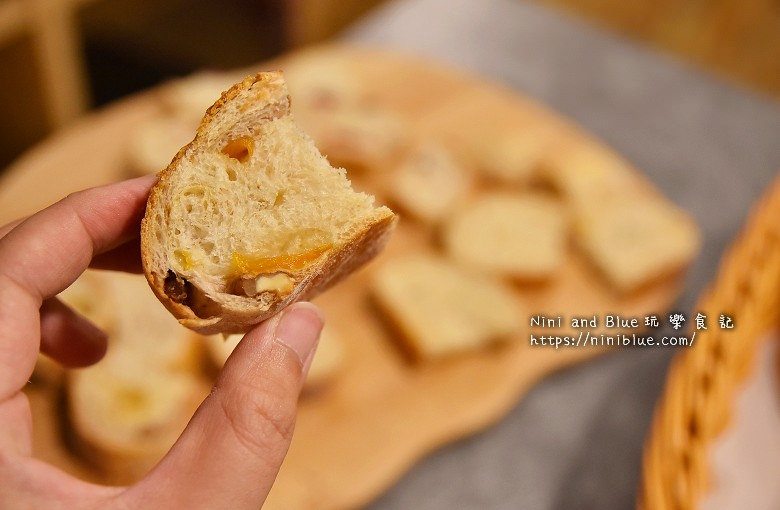 歐客佬咖啡麵包甜點太原路14