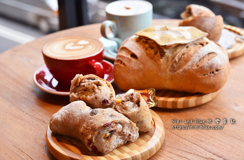 歐客佬咖啡麵包甜點太原路27