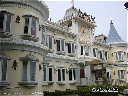 移民署(台南市服務站)：［台南中西］城堡、移民署，傻傻分不清楚！