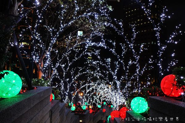 台北統一阪急百貨:台北信義『統一阪急百貨』愛‧分享