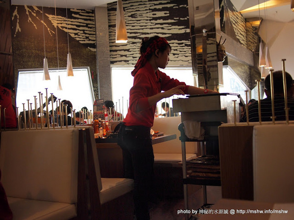 赤鬼炙燒牛排館(崇德店):【食記】嘖嘖…這麼X難怪年終有90個月 @ 台中北屯-赤鬼牛排-崇德店