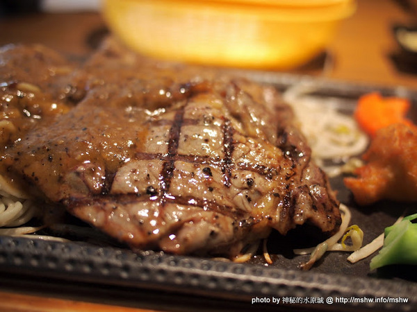赤鬼炙燒牛排館(崇德店):【食記】嘖嘖…這麼X難怪年終有90個月 @ 台中北屯-赤鬼牛排-崇德店