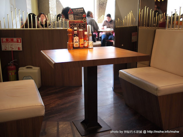 赤鬼炙燒牛排館(崇德店):【食記】嘖嘖…這麼X難怪年終有90個月 @ 台中北屯-赤鬼牛排-崇德店