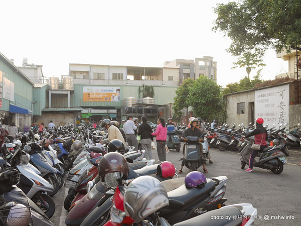 丸億生魚片壽司:【食記】台中丸億生魚片.握壽司@北屯新一點利黃昏市場 : 立食再進化,食材新鮮,有所堅持的傳統市場美味!