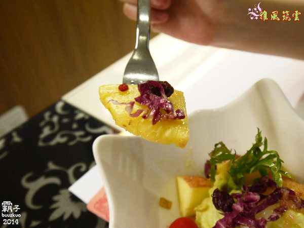 雅風筑雲:台中大坑「雅風筑雲」藝園餐廳,彷彿一間小型收藏博物館 ~