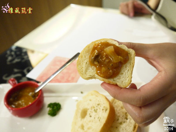 雅風筑雲:台中大坑「雅風筑雲」藝園餐廳,彷彿一間小型收藏博物館 ~