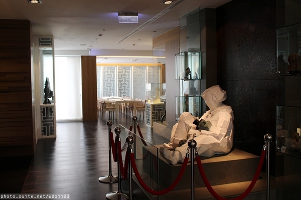 雅風筑雲：台中【雅風筑雲】藝園餐廳❤美食與藝術的結合，彷彿罝身於博物館用餐~103.04.20