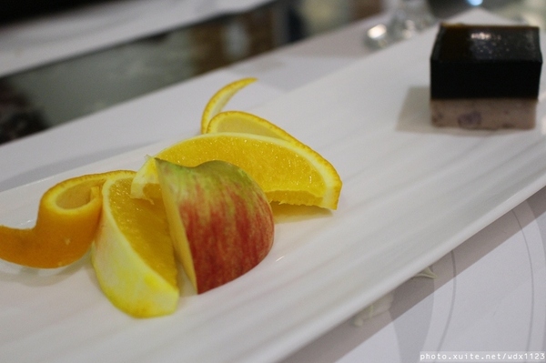 雅風筑雲：台中【雅風筑雲】藝園餐廳❤美食與藝術的結合，彷彿罝身於博物館用餐~103.04.20