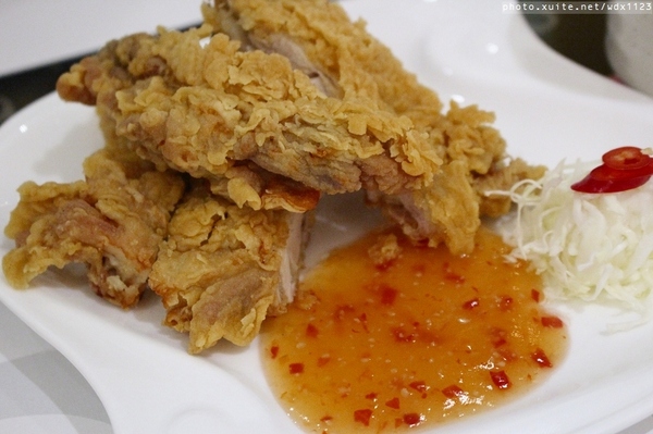 雅風筑雲：台中【雅風筑雲】藝園餐廳❤美食與藝術的結合，彷彿罝身於博物館用餐~103.04.20