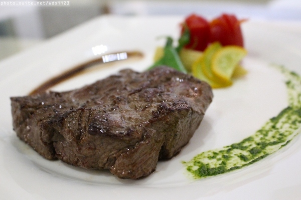 雅風筑雲：台中【雅風筑雲】藝園餐廳❤美食與藝術的結合，彷彿罝身於博物館用餐~103.04.20