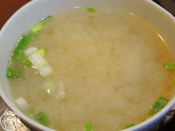 財神爺魯肉飯:呷飽祙【台中西屯・財神爺魯肉飯】24H營業的台中魯肉飯扛霸子