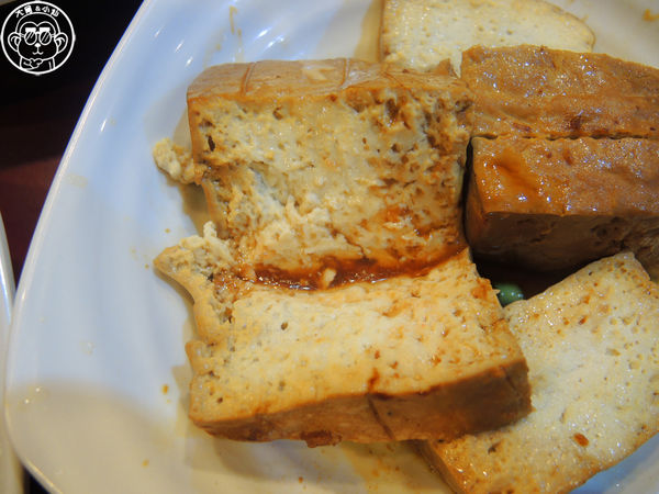 財神爺魯肉飯:呷飽祙【台中西屯・財神爺魯肉飯】24H營業的台中魯肉飯扛霸子