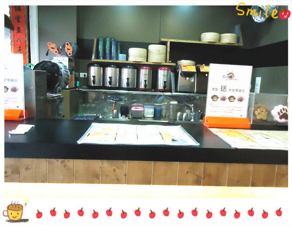 熊掌包：【台中食記】康熙來了 明星大推♥熊の食@逢甲夜市--熊掌包