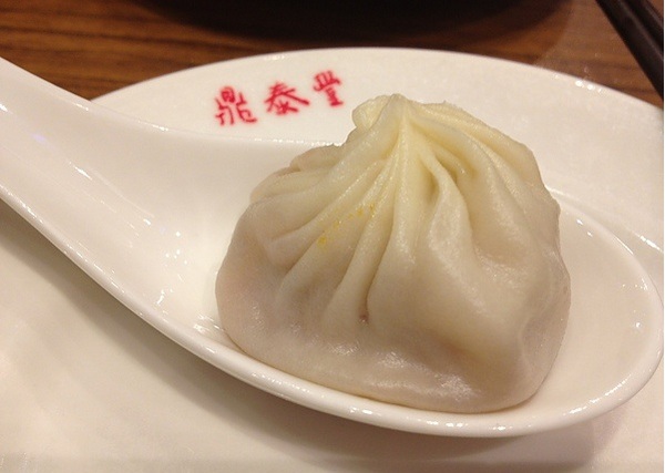 鼎泰豐(台中大遠百店)：【台中食記】朝聖頂級小籠湯包滿足你的味蕾@台中大遠百鼎泰豐