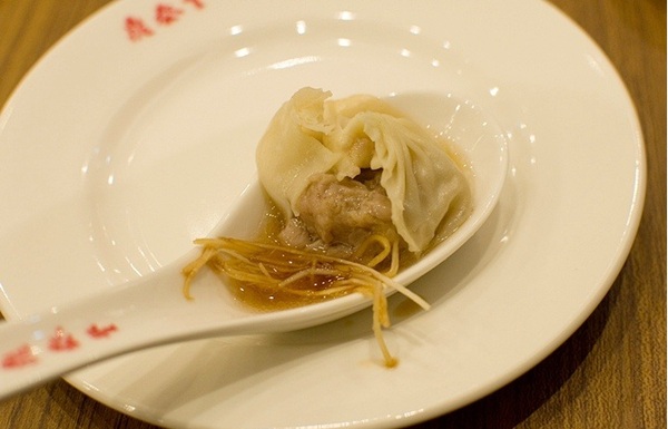 鼎泰豐(台中大遠百店)：【台中食記】朝聖頂級小籠湯包滿足你的味蕾@台中大遠百鼎泰豐