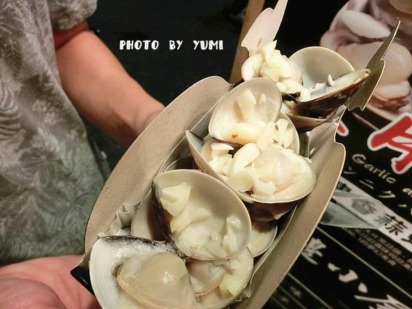 逢甲海邊小屋蛤蝦專賣店:【台中食記】天下第一鮮!超人氣乾燒蛤~明星媒體大力推薦@逢甲夜市-海邊小屋蛤蝦專賣店