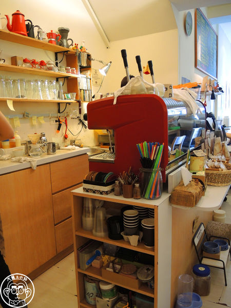 咖啡實驗室：呷飽祙【台北中正･咖啡實驗室Coffee lab】有萌貓駐店的咖啡廳