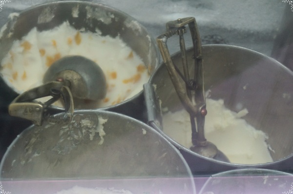 雪王冰淇淋:台北 捷運西門站 雪王冰淇淋~酸甜苦辣73種口味冰淇淋