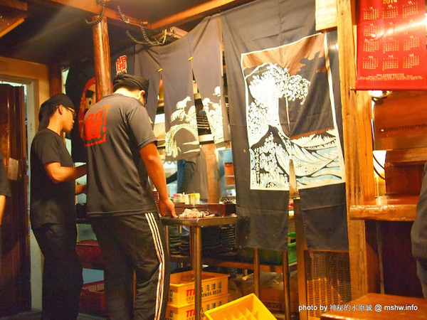 大東屋:【食記】台中大東屋日本料理鰻魚專賣朝富總店@西屯秋紅谷 : 中部知名鰻魚飯,味道尚可,但份量好像有點對不起他的價格?!