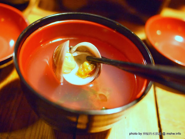 大東屋:【食記】台中大東屋日本料理鰻魚專賣朝富總店@西屯秋紅谷 : 中部知名鰻魚飯,味道尚可,但份量好像有點對不起他的價格?!