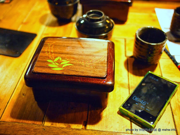 大東屋:【食記】台中大東屋日本料理鰻魚專賣朝富總店@西屯秋紅谷 : 中部知名鰻魚飯,味道尚可,但份量好像有點對不起他的價格?!