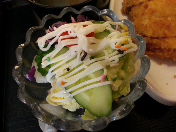 千衛和風食堂(中科店)：餐點上還有很大的進步空間 ，吃起來有點空虛  