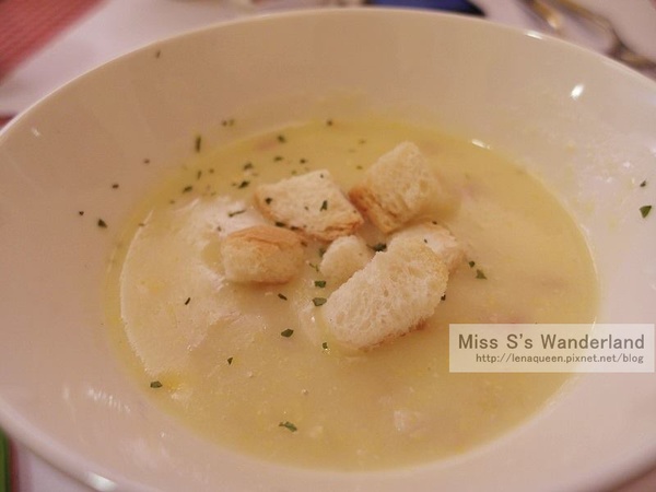 1376466_10200622326144627_938587283_n