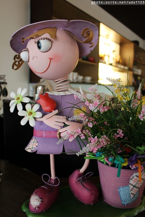 波納義廚：波納義廚✪價格實惠、深受學生喜愛的餐廳~103.04.23