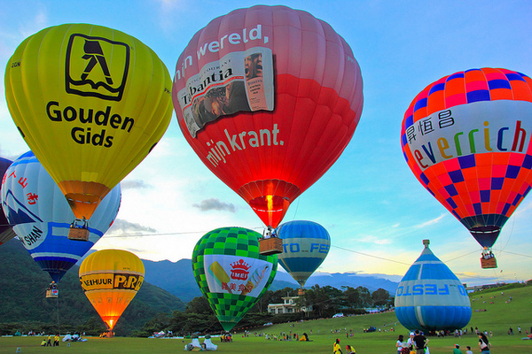 鹿野高台：[遊記]【台東】鹿野高台。 2013台灣國際熱氣球嘉年華 (上)