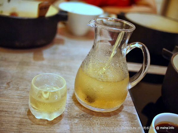 八月江南燒:【食記】台中西屯-八月江南燒 : 創意菜單,全新享受~這不是火鍋店啦XD