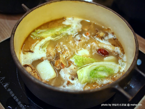 八月江南燒:【食記】台中西屯-八月江南燒 : 創意菜單,全新享受~這不是火鍋店啦XD