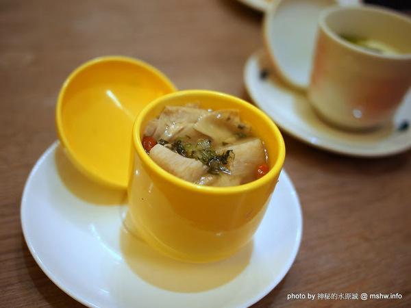 八月江南燒:【食記】台中西屯-八月江南燒 : 創意菜單,全新享受~這不是火鍋店啦XD