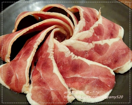 臥龍城巴蜀麻辣燙(原爭紅麻辣火鍋)：[口碑劵體驗] 正宗四川鴛鴦老火鍋~臥龍城巴蜀麻辣燙