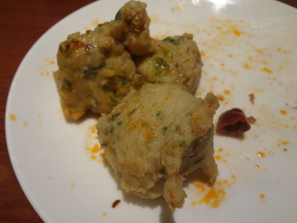 臥龍城巴蜀麻辣燙-麻辣火鍋專賣(原爭紅麻辣火鍋)：1021208[官本金文愛台灣口碑券第20彈]臥龍城巴蜀麻辣燙火鍋好吃到諸葛孔明都不打戰三分天下只想鴛鴦溺在一起