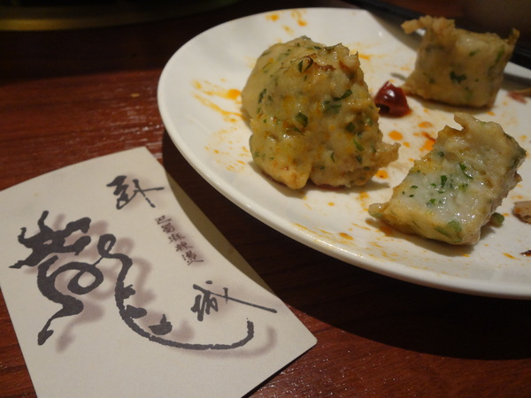 臥龍城巴蜀麻辣燙-麻辣火鍋專賣(原爭紅麻辣火鍋)：1021208[官本金文愛台灣口碑券第20彈]臥龍城巴蜀麻辣燙火鍋好吃到諸葛孔明都不打戰三分天下只想鴛鴦溺在一起