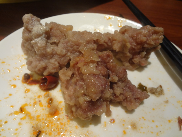 臥龍城巴蜀麻辣燙-麻辣火鍋專賣(原爭紅麻辣火鍋)：1021208[官本金文愛台灣口碑券第20彈]臥龍城巴蜀麻辣燙火鍋好吃到諸葛孔明都不打戰三分天下只想鴛鴦溺在一起